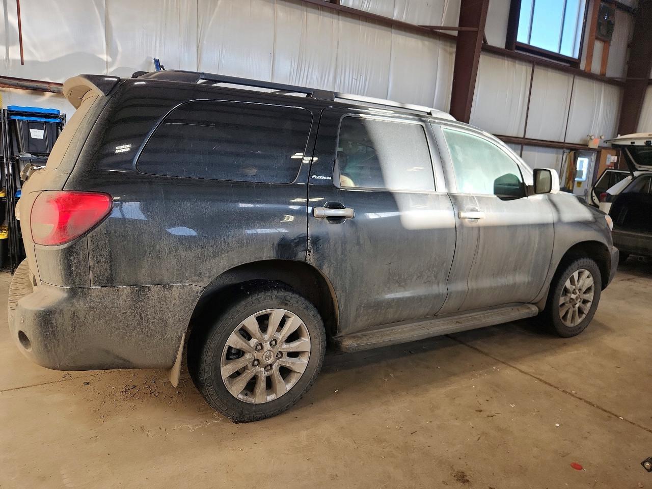 2013 Toyota Sequoia Platinum - Фото 3