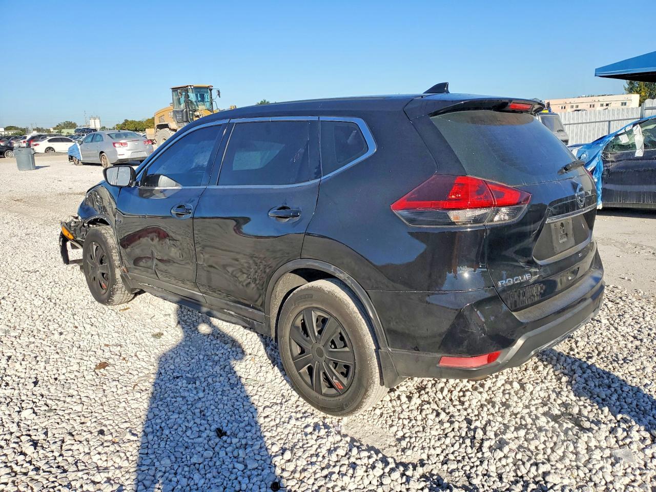 2018 Nissan Rogue S - Фото 2