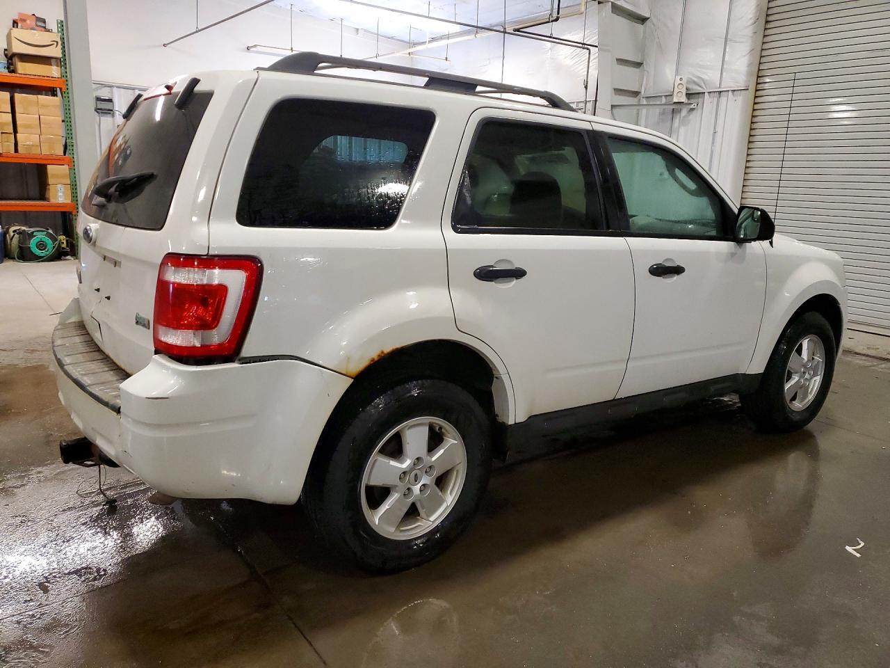 2011 Ford Escape Xlt - Image 3