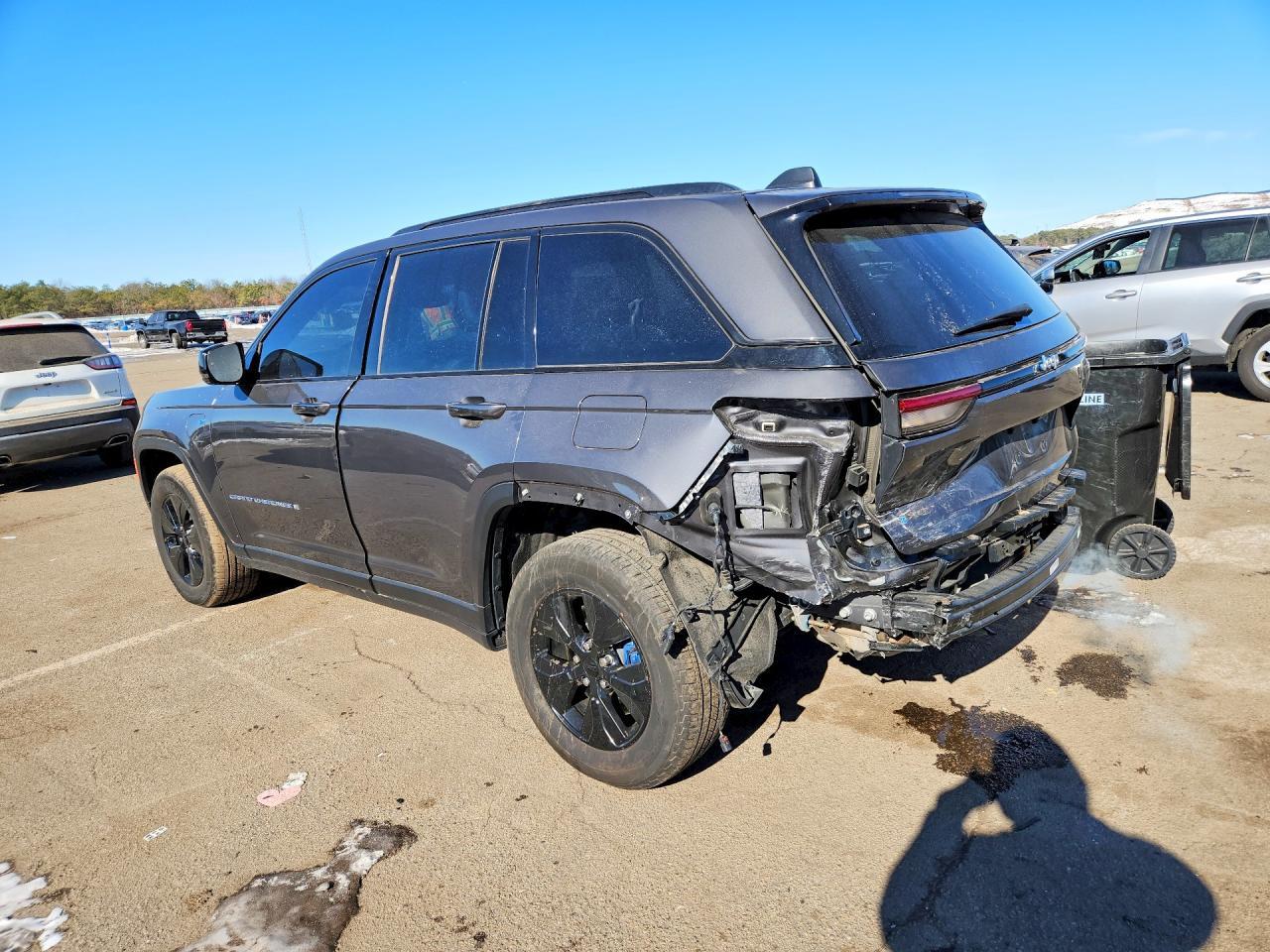 2024 Jeep Grand Cherokee Limited 4Xe - Image 2