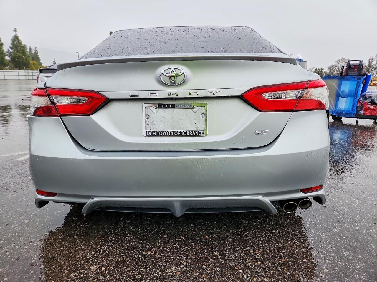 2018 Toyota Camry L - Image 6