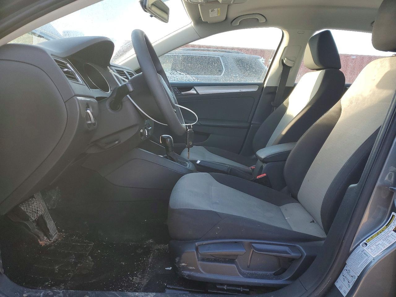 2017 Volkswagen Jetta S - Image 7