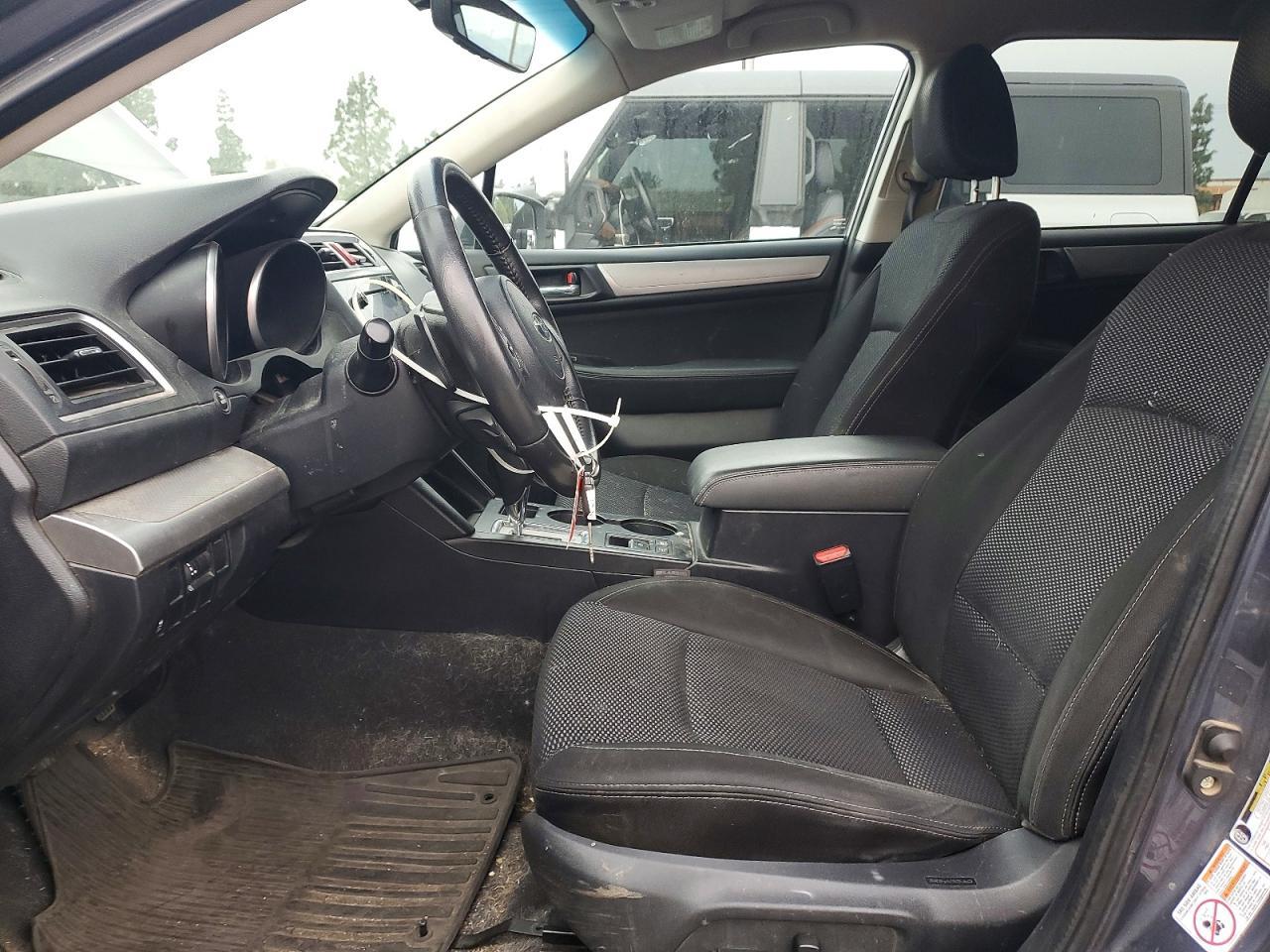 2017 Subaru Outback 2.5I Premium - Image 7