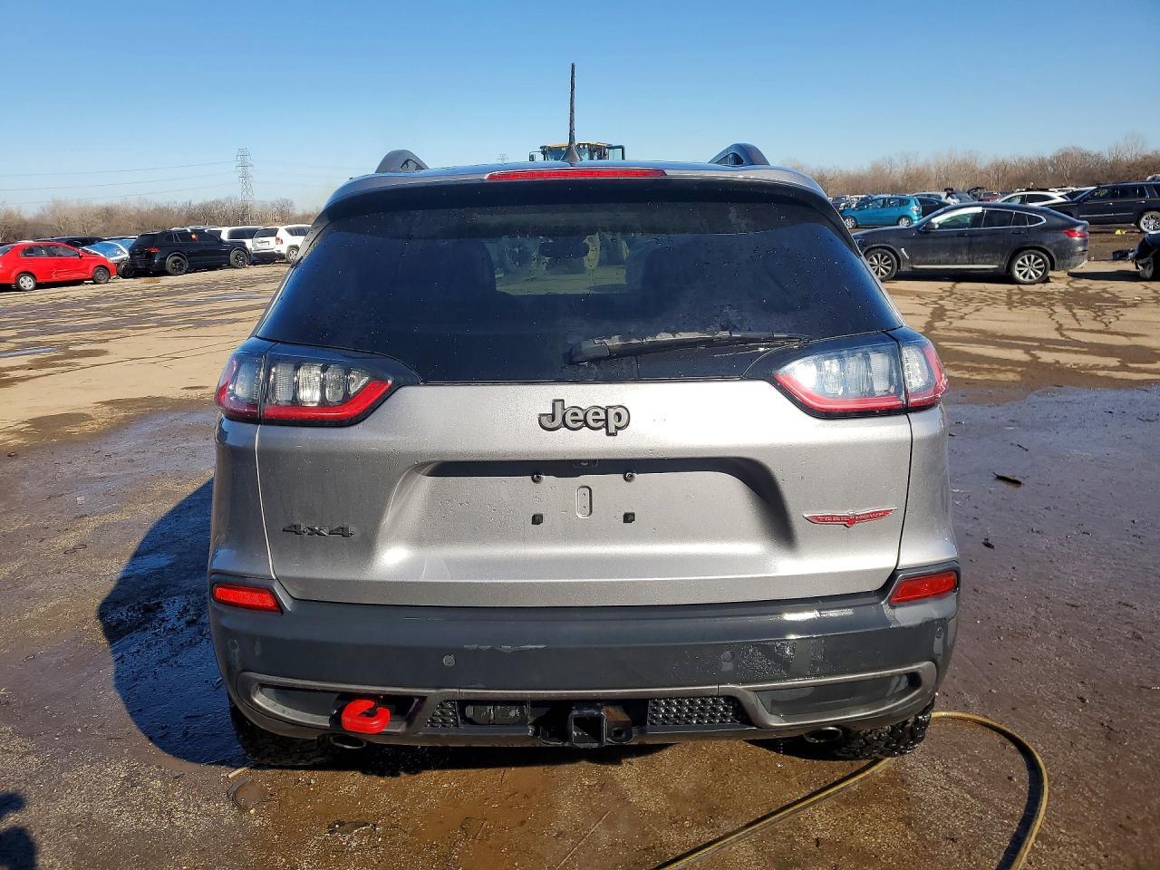 2019 Jeep Cherokee Trailhawk - Image 6