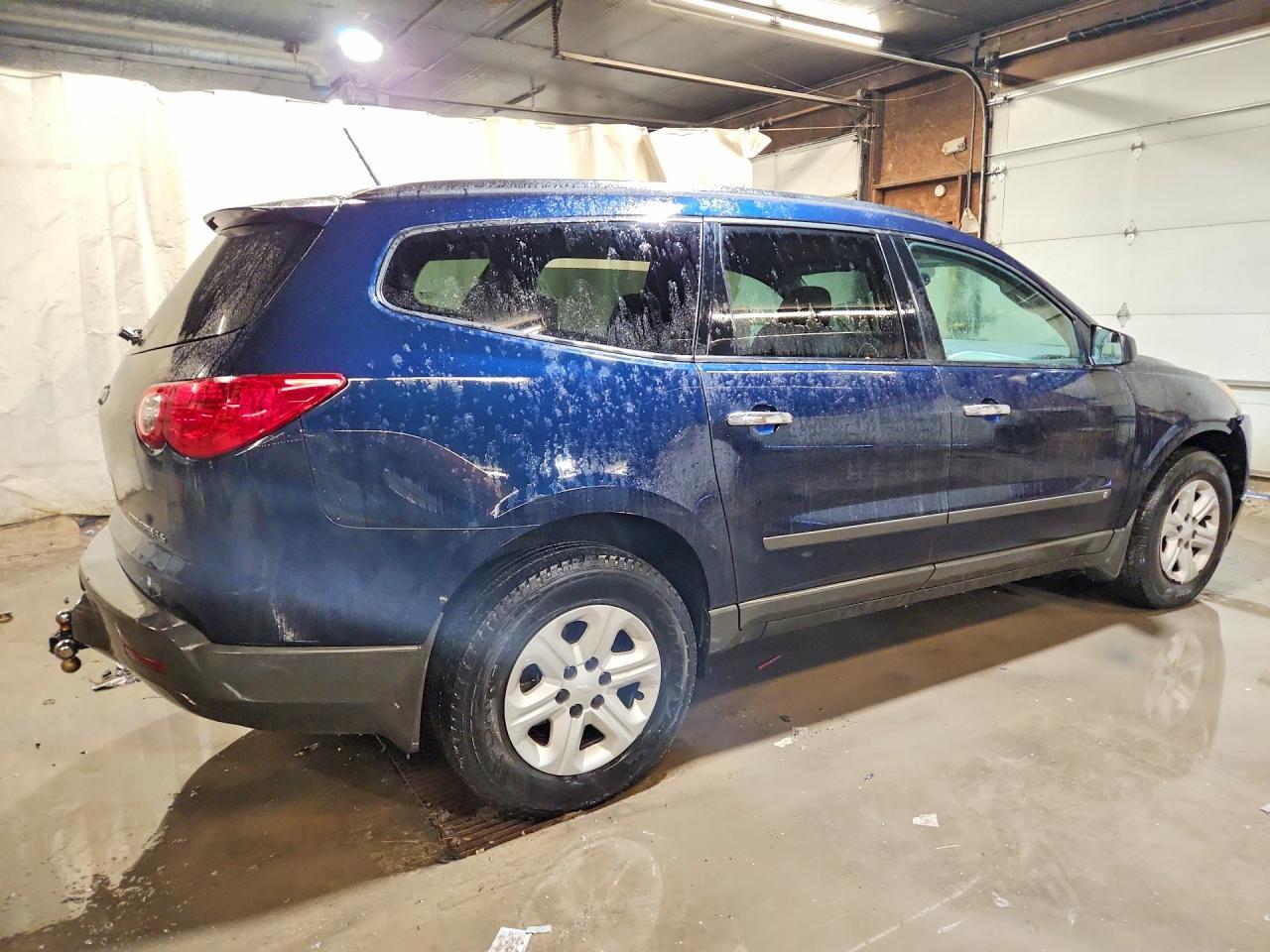 2009 Chevrolet Traverse Ls - Фото 3