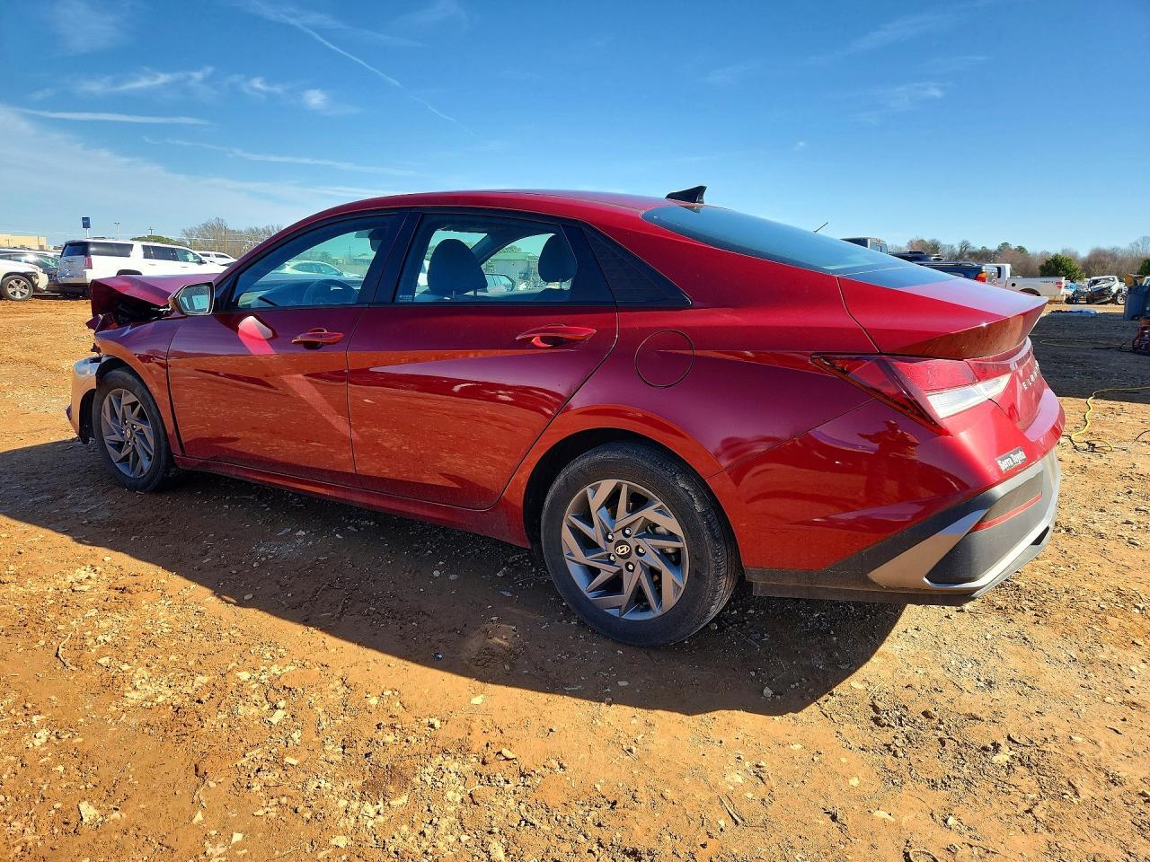2024 Hyundai Elantra Sel - Фото 2