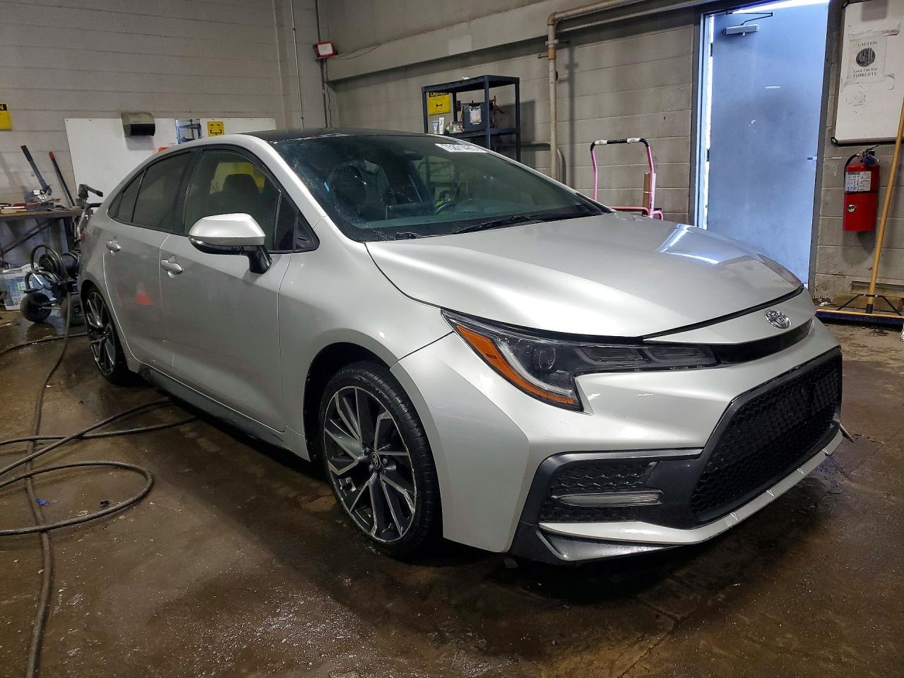 2020 Toyota Corolla Se - Фото 4