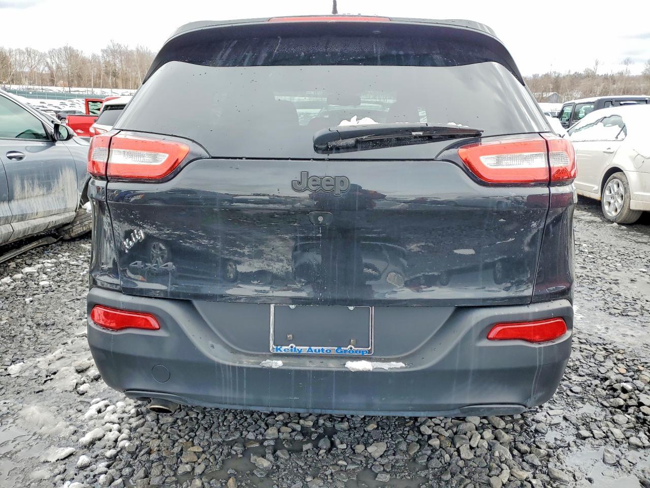 2015 Jeep Cherokee Latitude - Image 6
