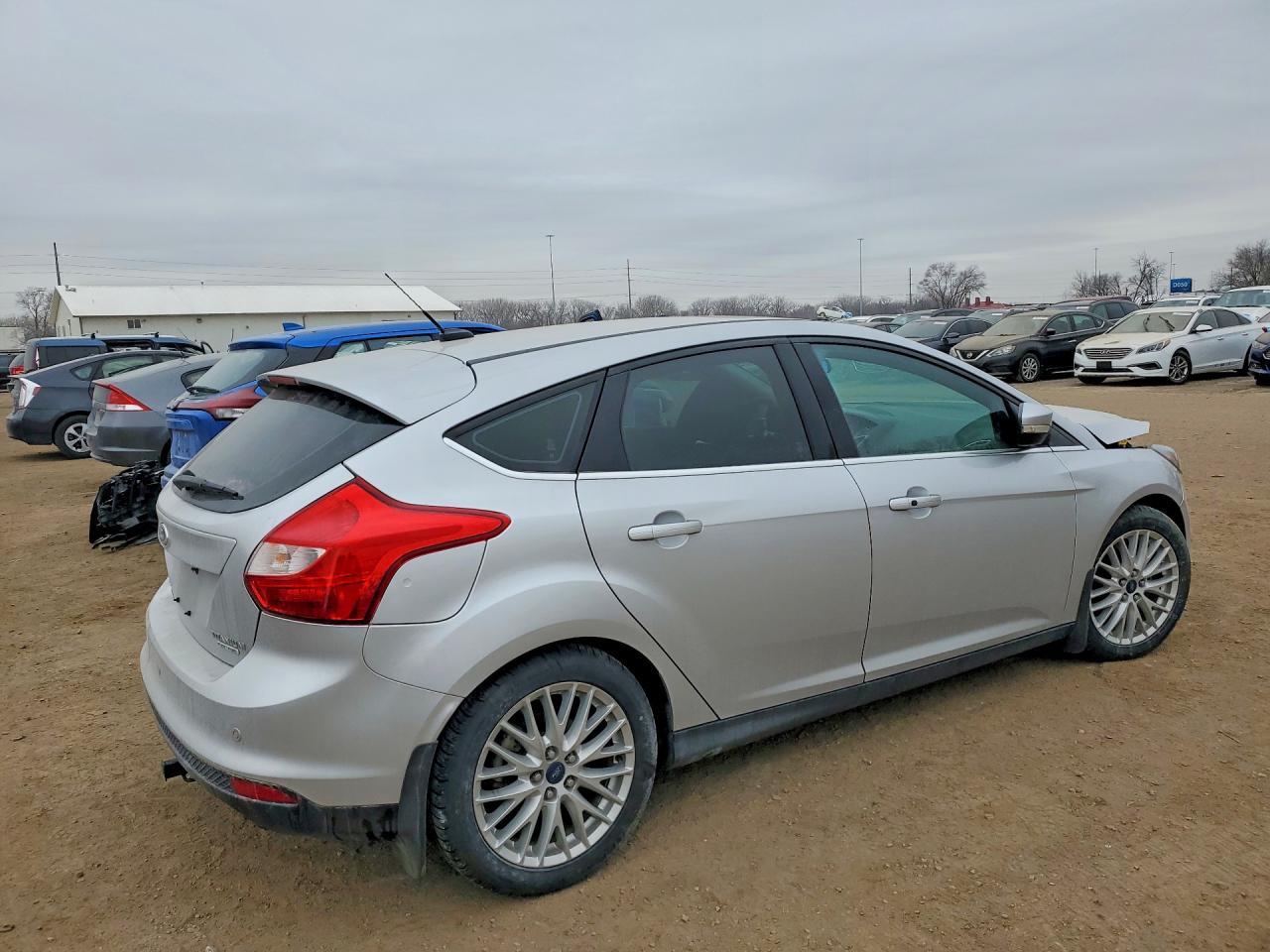 2014 Ford Focus Titanium - Фото 3