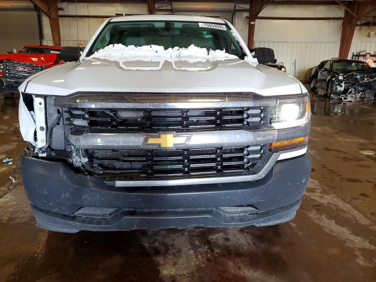 2016 Chevrolet Silverado C1500 - Image 5