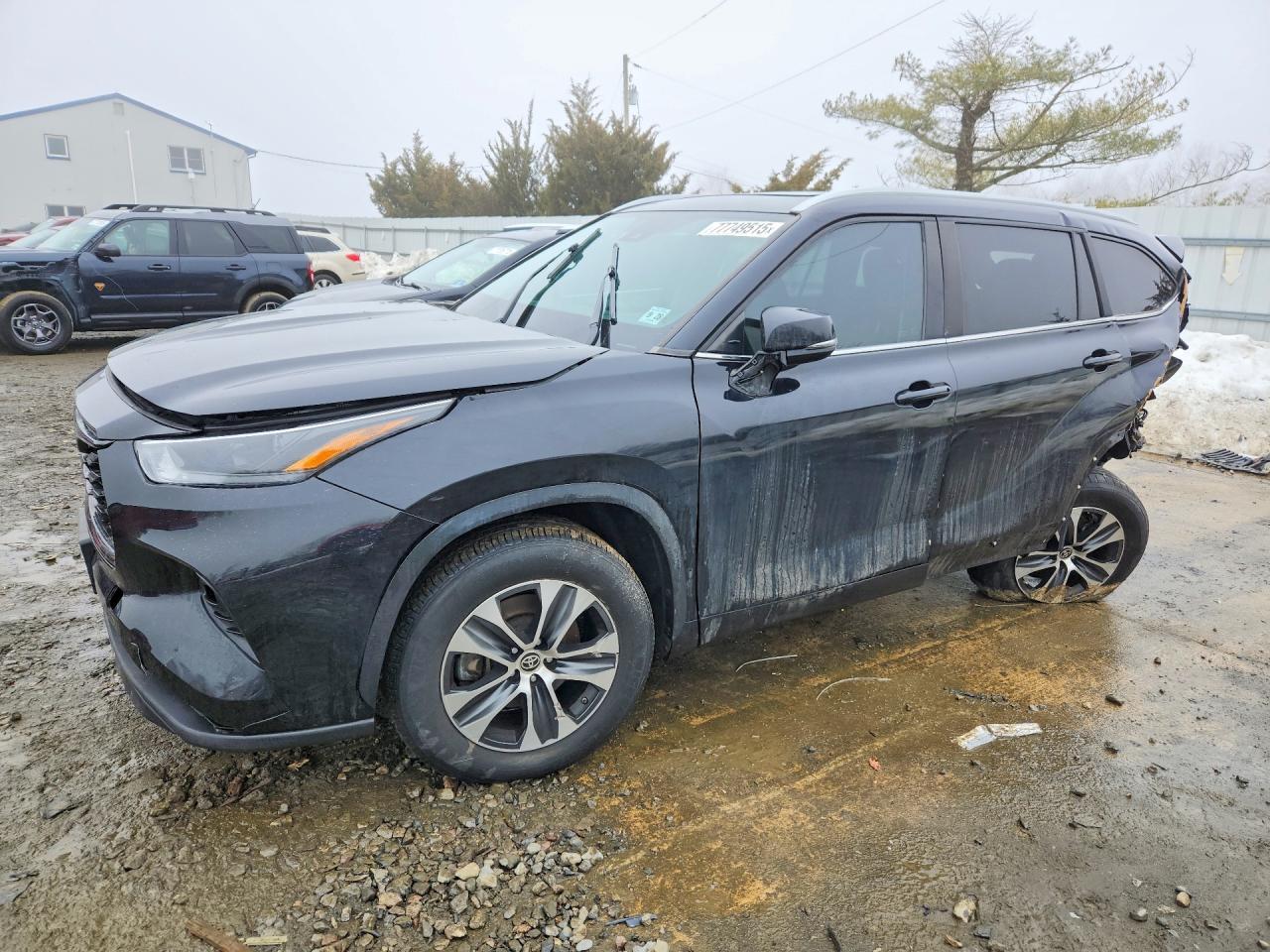 2023 Toyota Highlander L