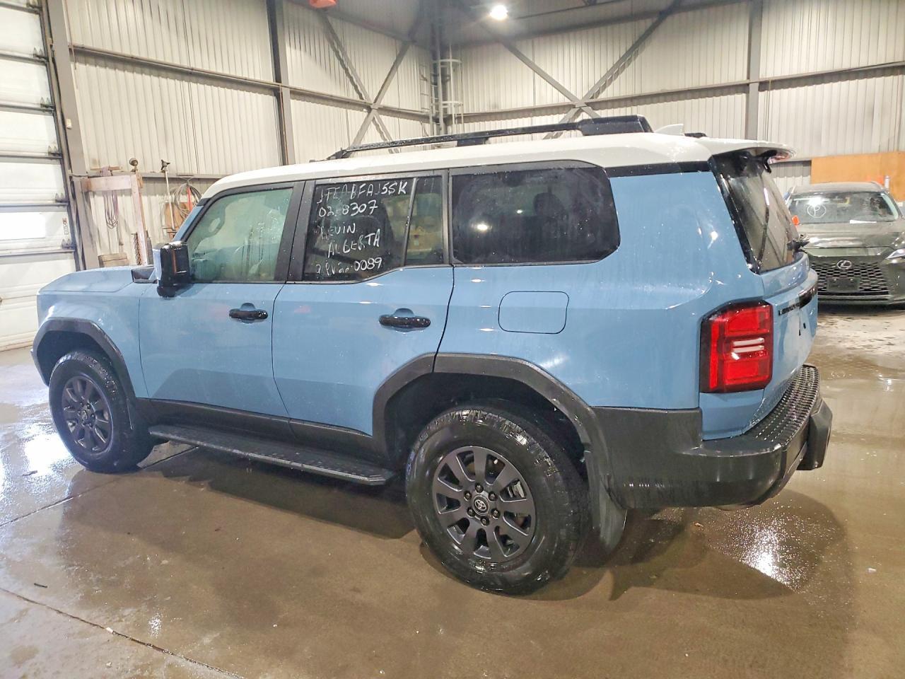 2025 Toyota Land Cruiser Base - Фото 2