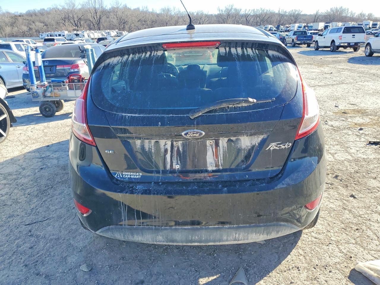2016 Ford Fiesta Se - Image 6