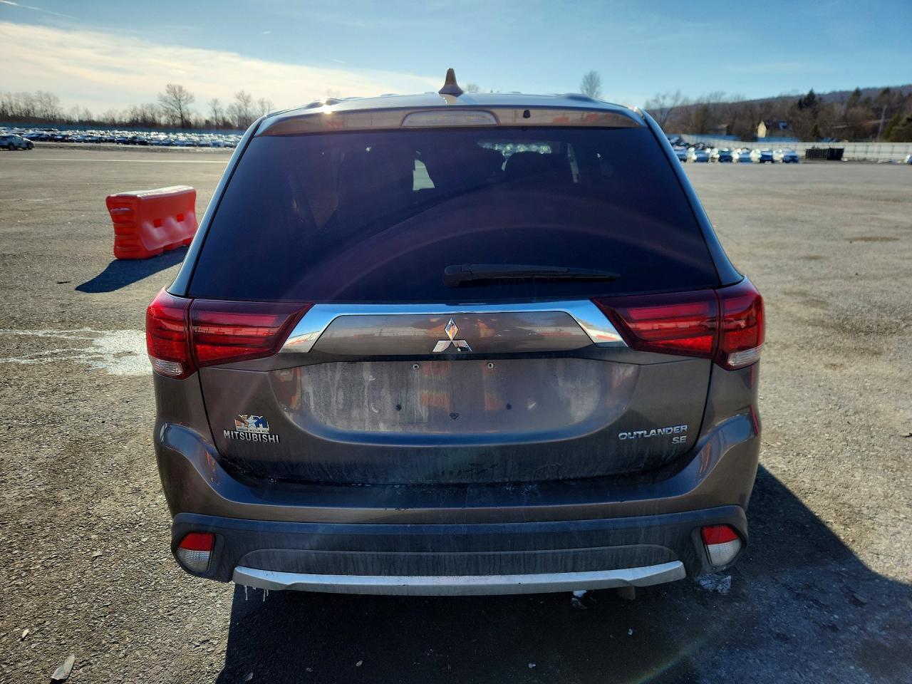 2017 Mitsubishi Outlander Se - Image 6