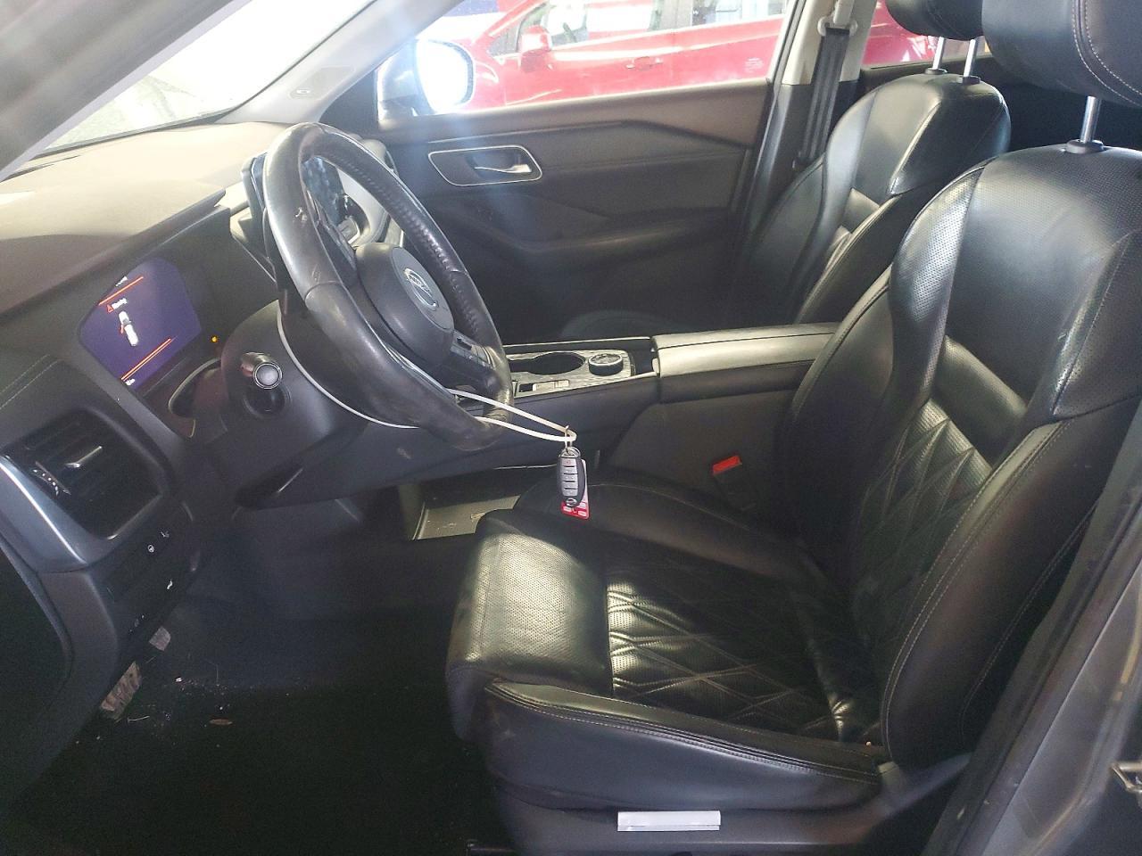 2021 Nissan Rogue Platinum - Image 7