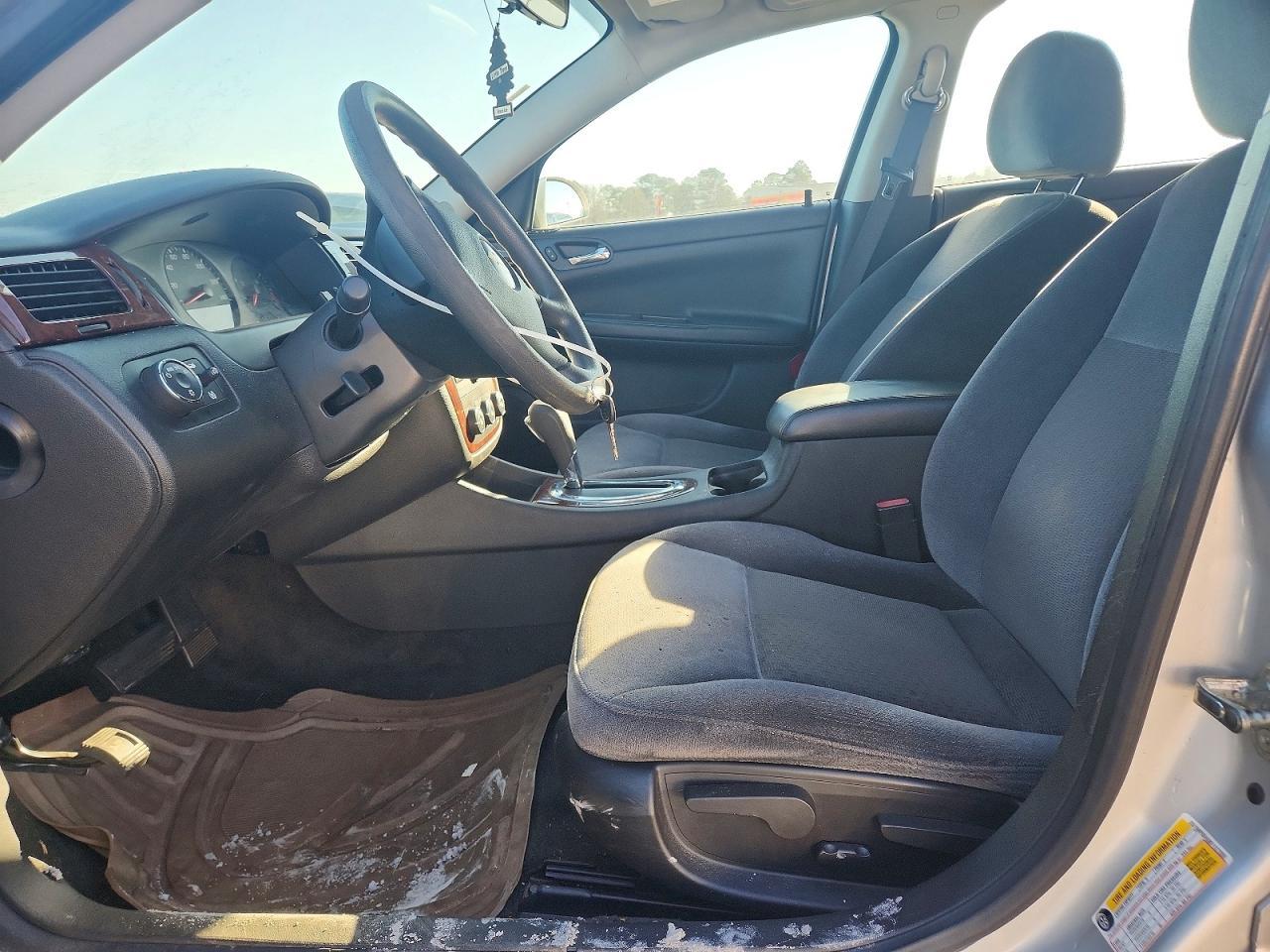 2011 Chevrolet Impala Ls - Фото 7