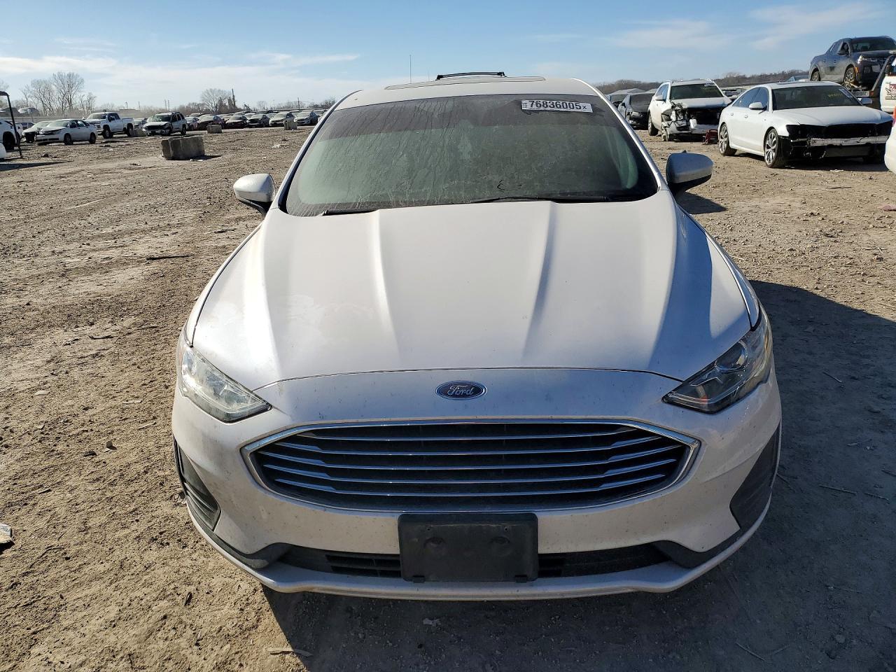 2020 Ford Fusion Se - Фото 5