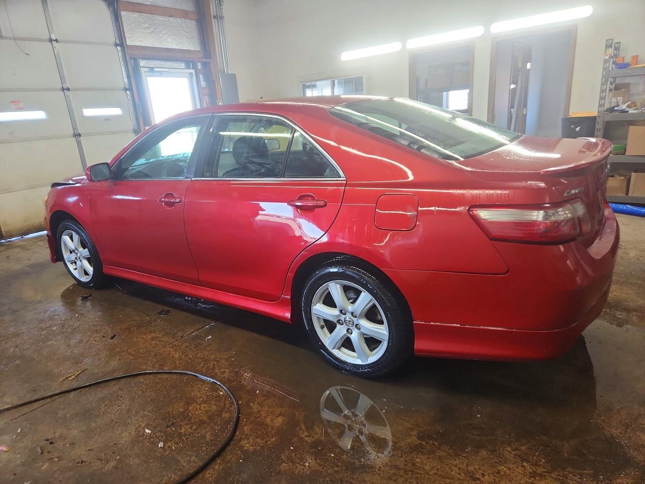 2007 Toyota Camry Se - Image 2