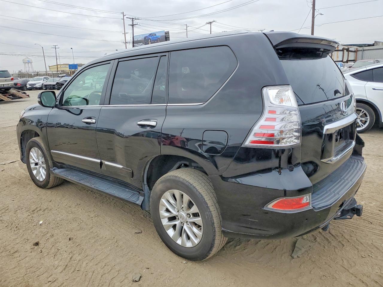 2014 Lexus Gx 460 - Image 2