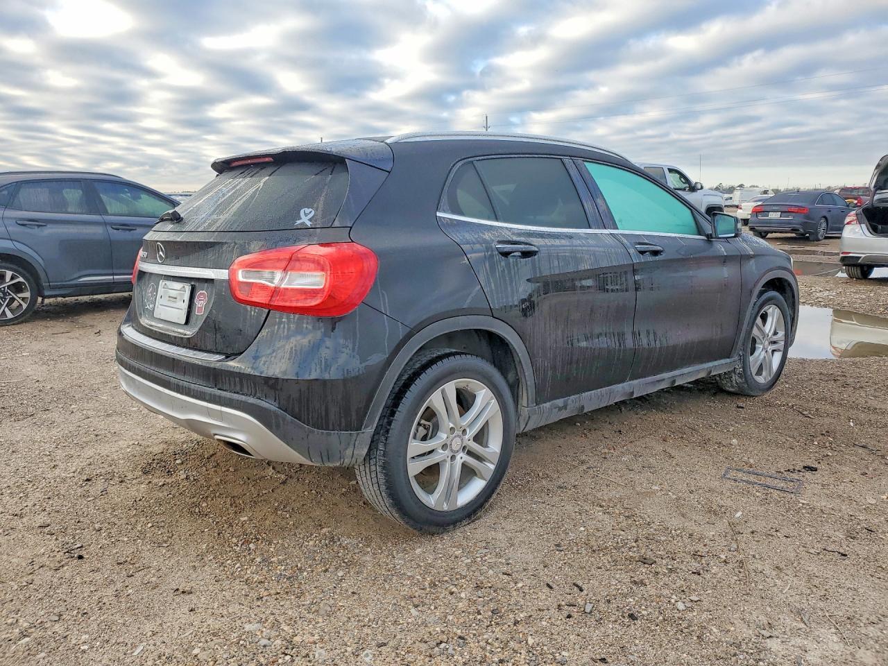 2017 Mercedes-Benz Gla 250 - Image 3