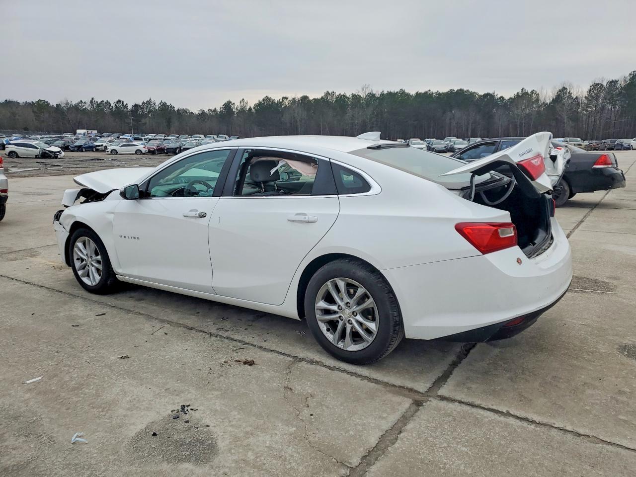2018 Chevrolet Malibu Lt - Фото 2