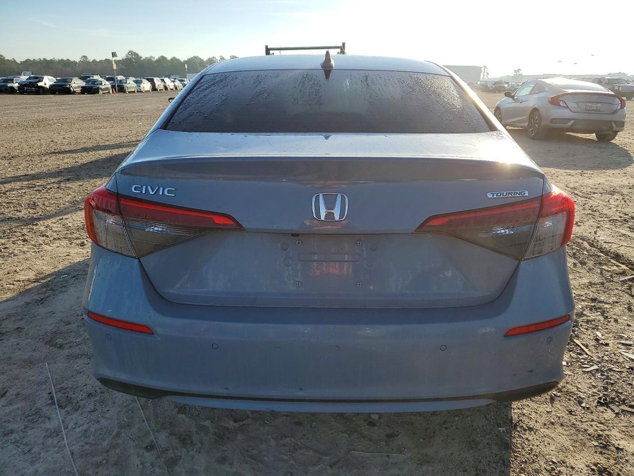 2022 Honda Civic Touring - Фото 6