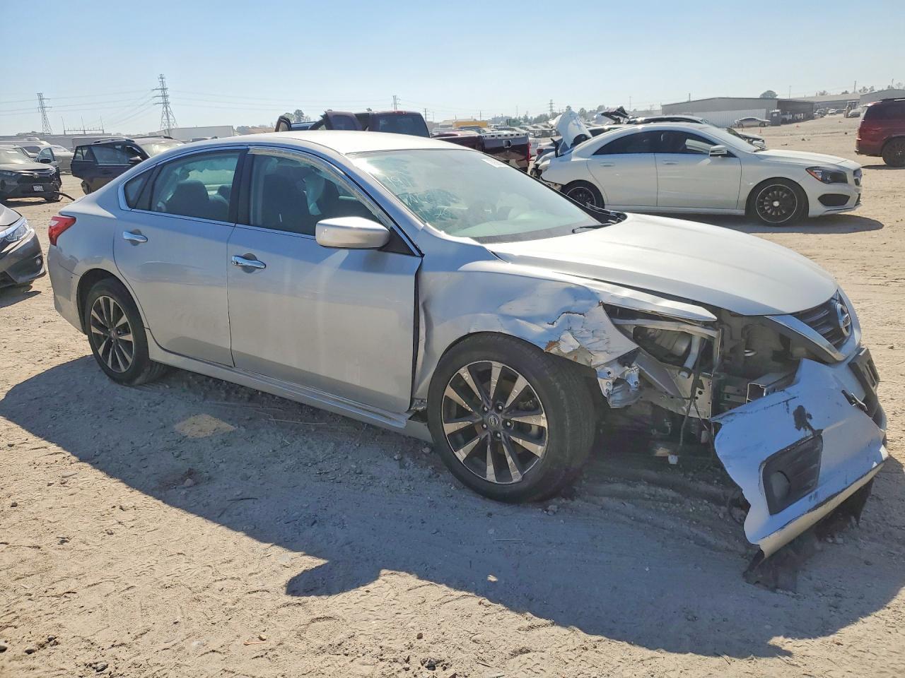 2016 Nissan Altima 2.5 - Image 4