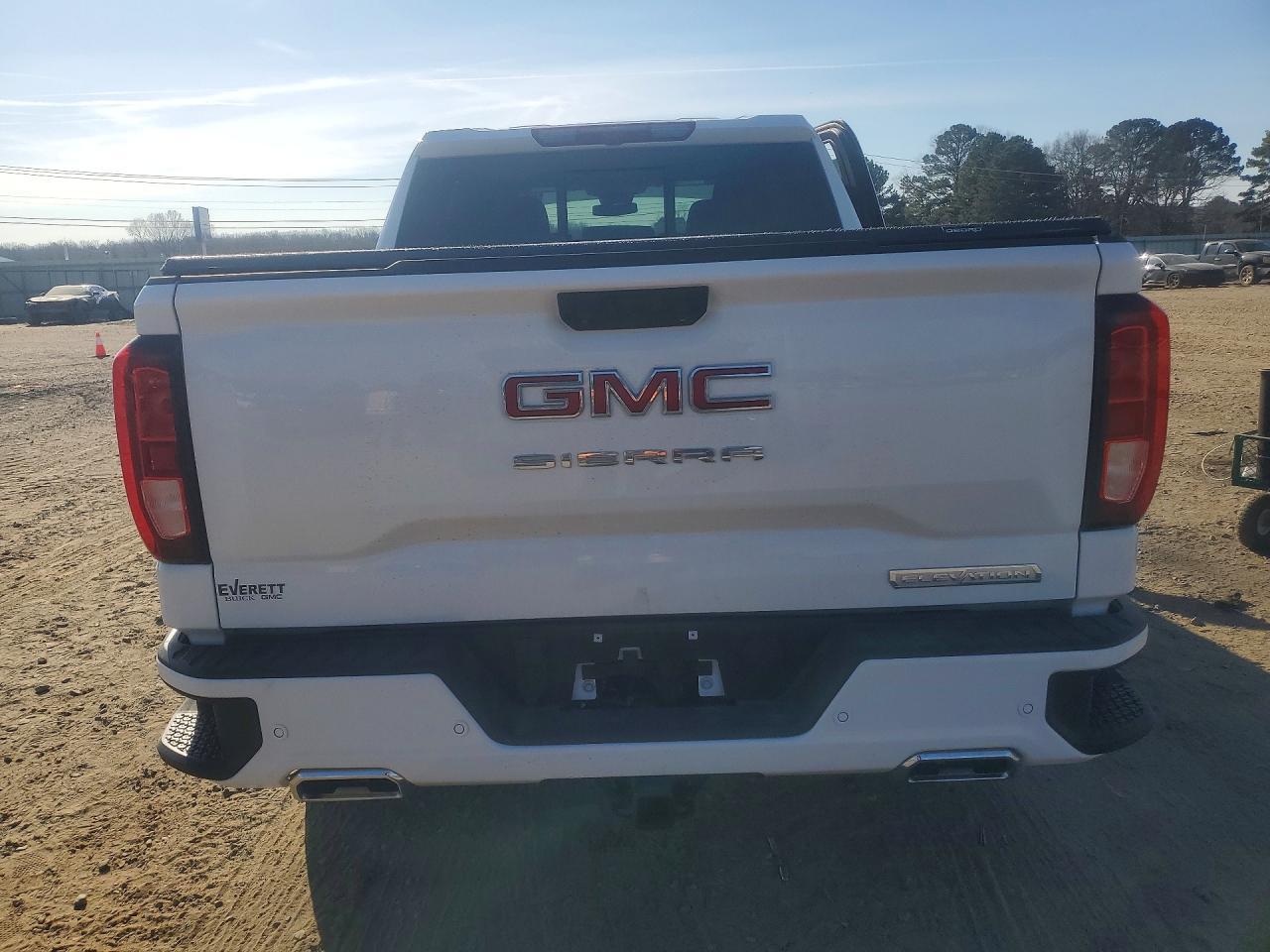 2026 GMC Sierra K1500 Elevation - Image 6