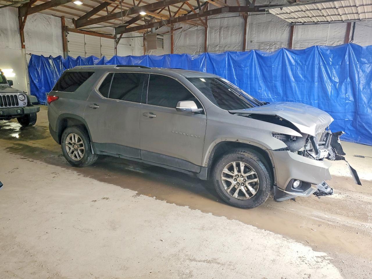 2018 Chevrolet Traverse Lt - Image 4