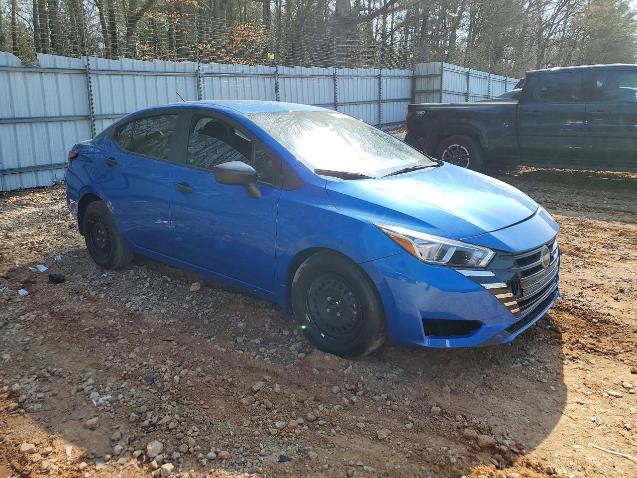 2024 Nissan Versa S - Фото 4