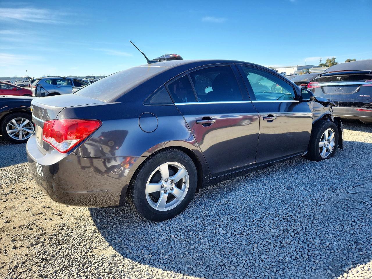 2014 Chevrolet Cruze Lt - Image 3