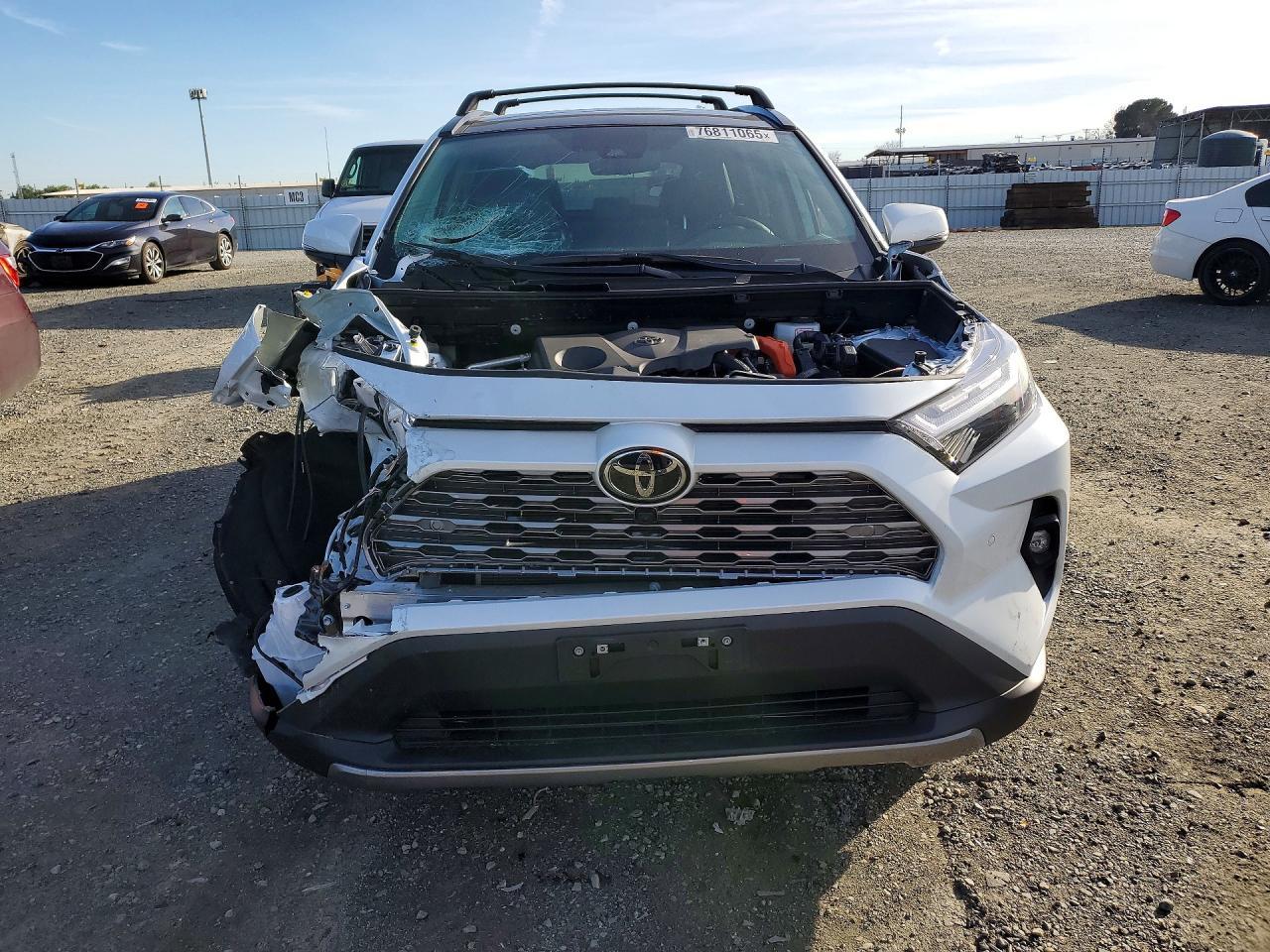2025 Toyota Rav4 Limited - Фото 5
