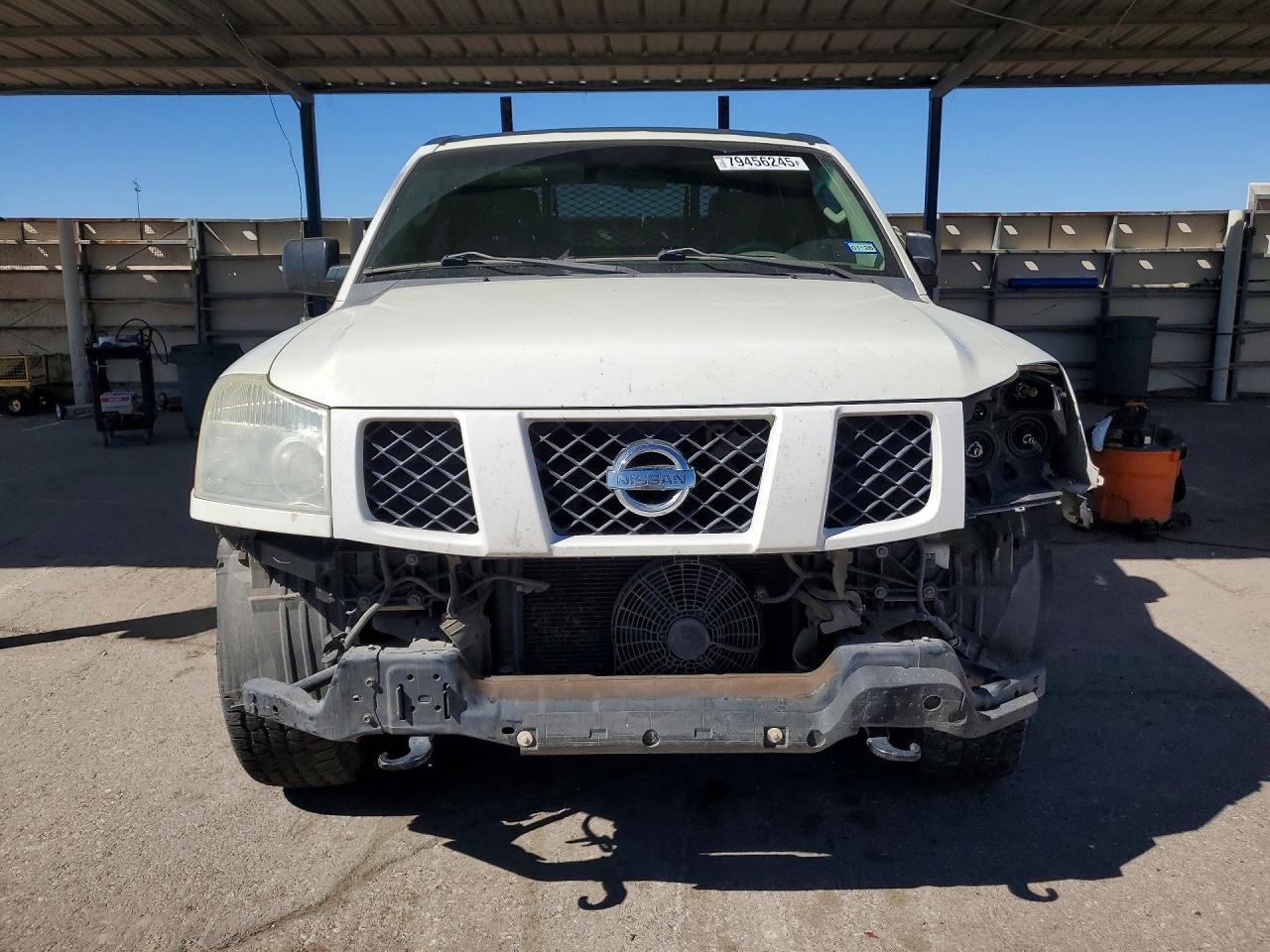 2005 Nissan Titan - Image 5
