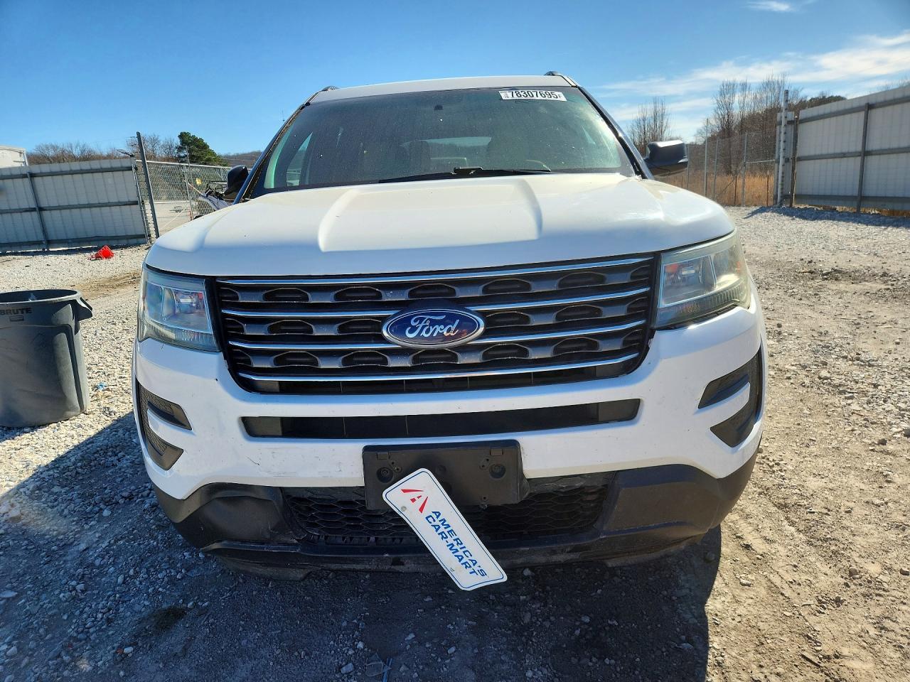 2017 Ford Explorer - Image 5