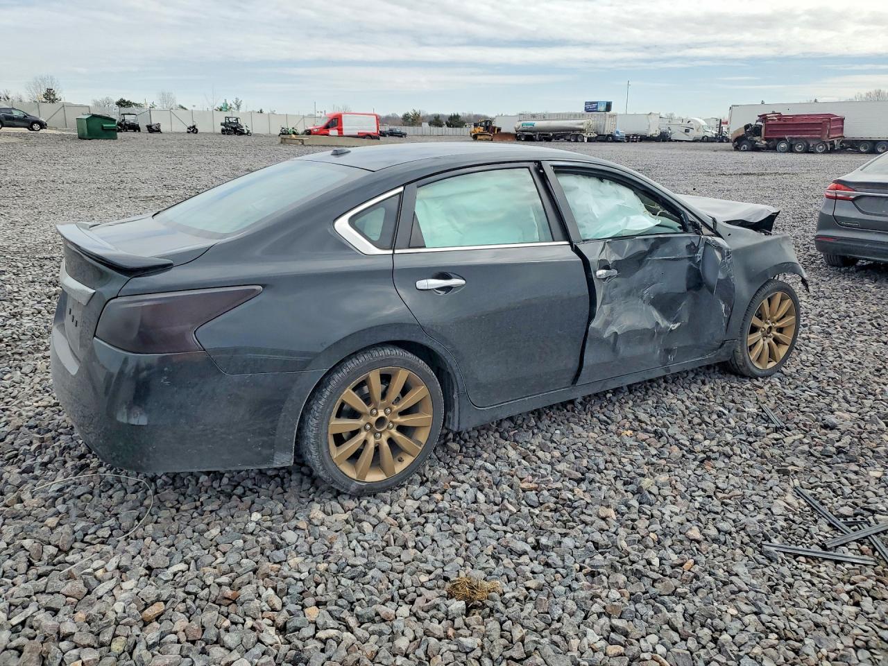 2015 Nissan Altima 2.5 S - Фото 3