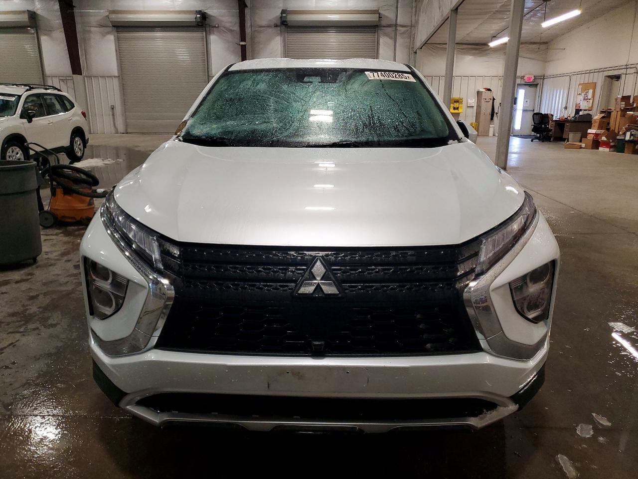 2022 Mitsubishi Eclipse Cross Se - Image 5