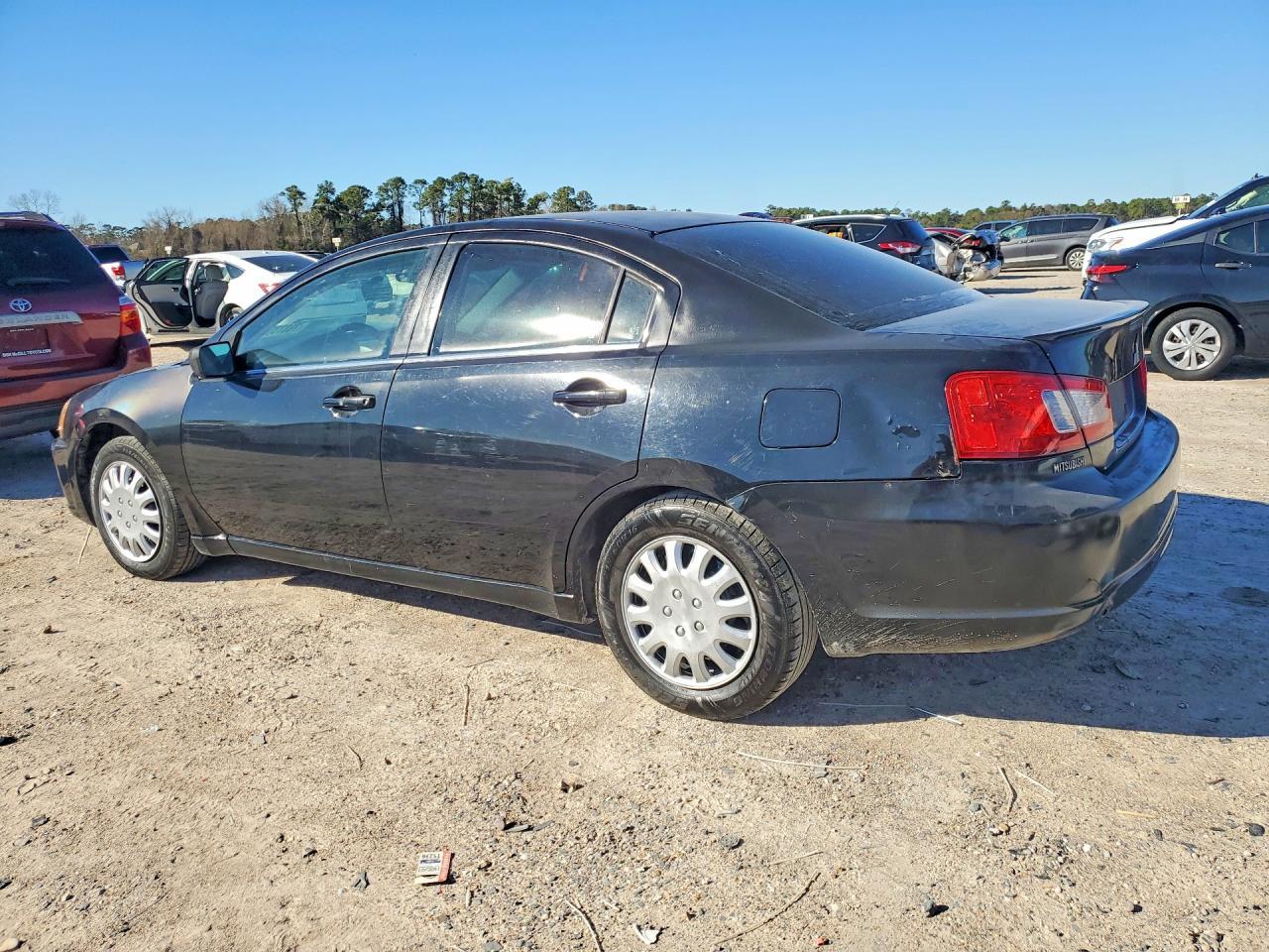 2012 Mitsubishi Galant Es - Фото 2