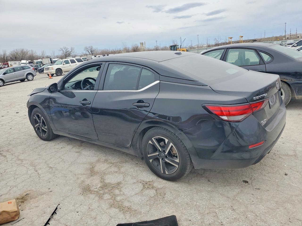 2024 Nissan Sentra Sv - Image 2