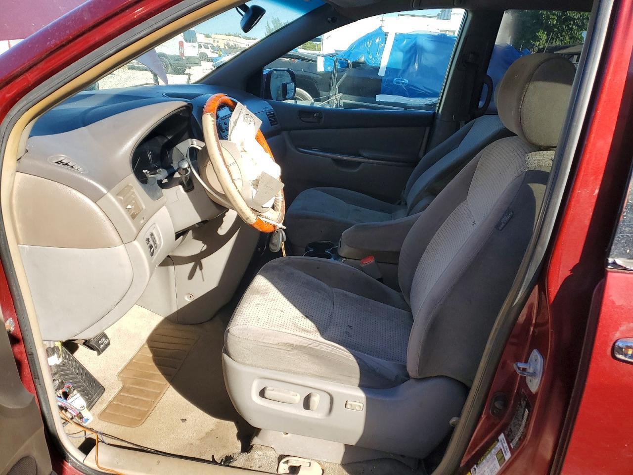 2008 Toyota Sienna Ce - Фото 7