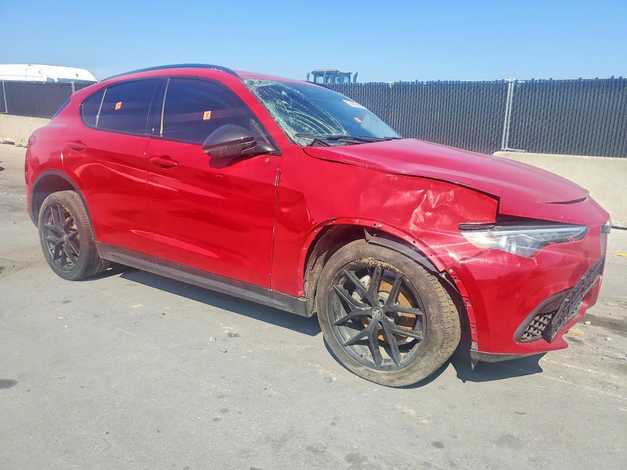 2021 Alfa Romeo Stelvio Sport - Image 4