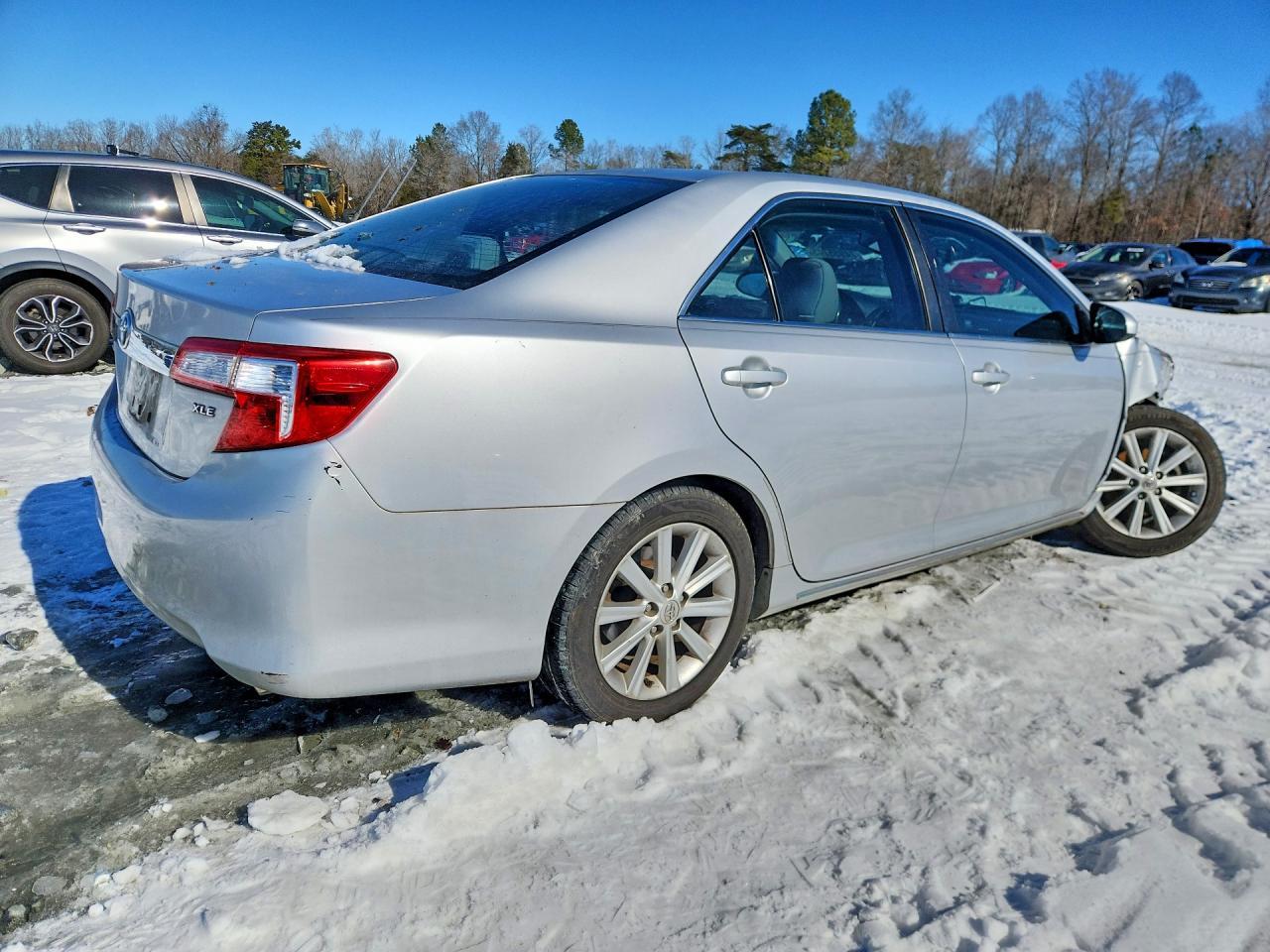 2012 Toyota Camry Base - Фото 3
