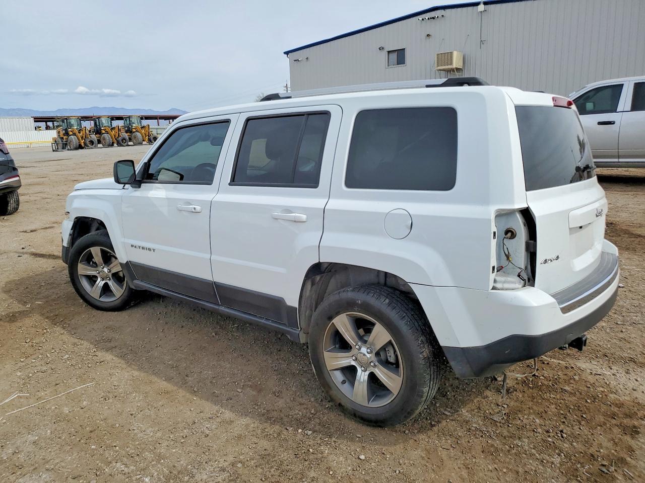 2016 Jeep Patriot Latitude - Image 2