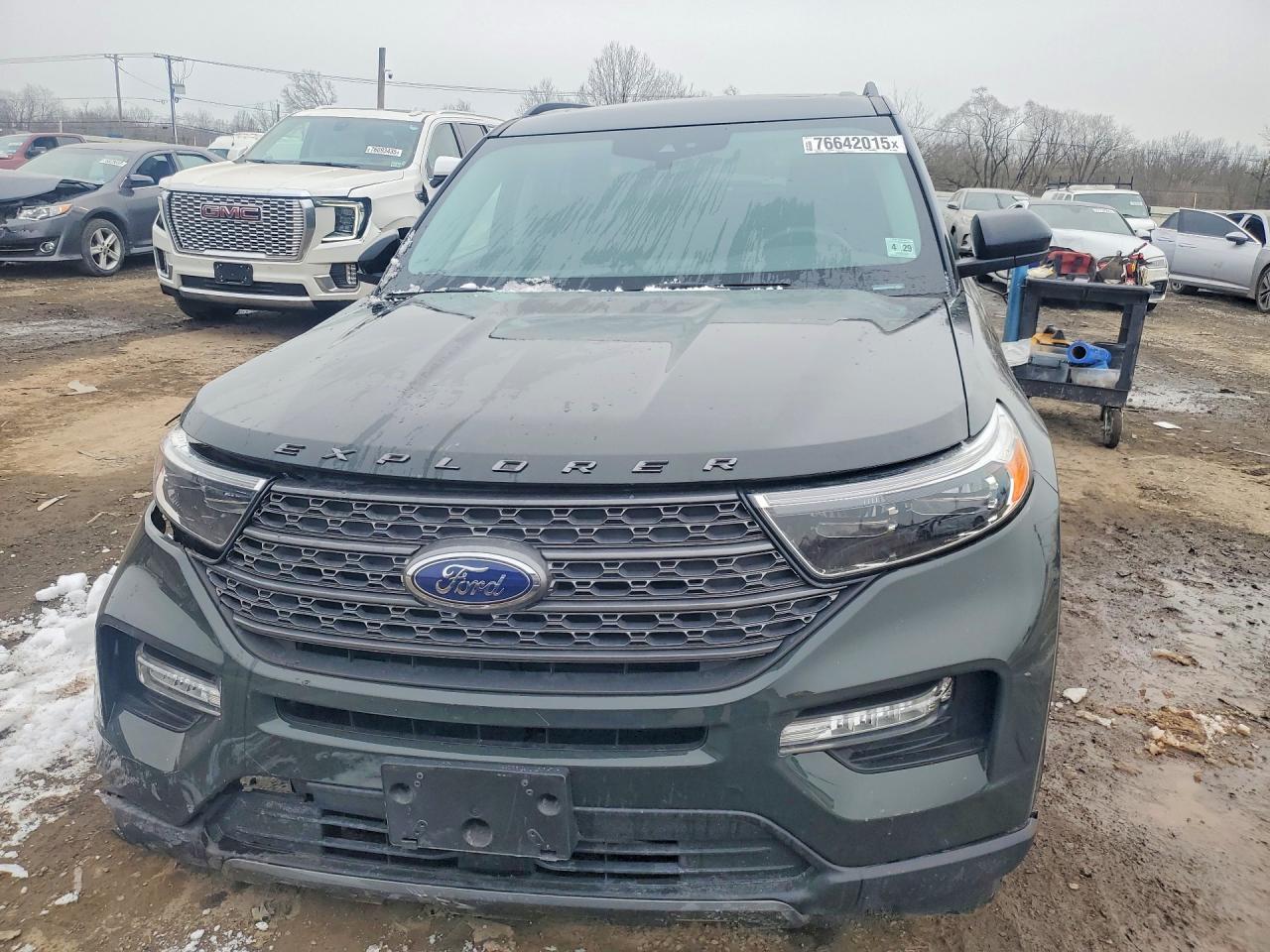 2024 Ford Explorer Xlt - Фото 5