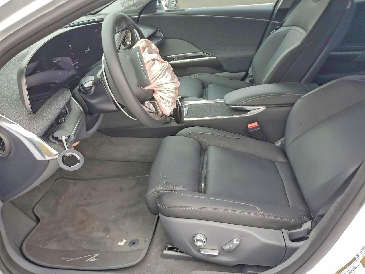 2025 Lucid Motors Air Pure - Фото 7