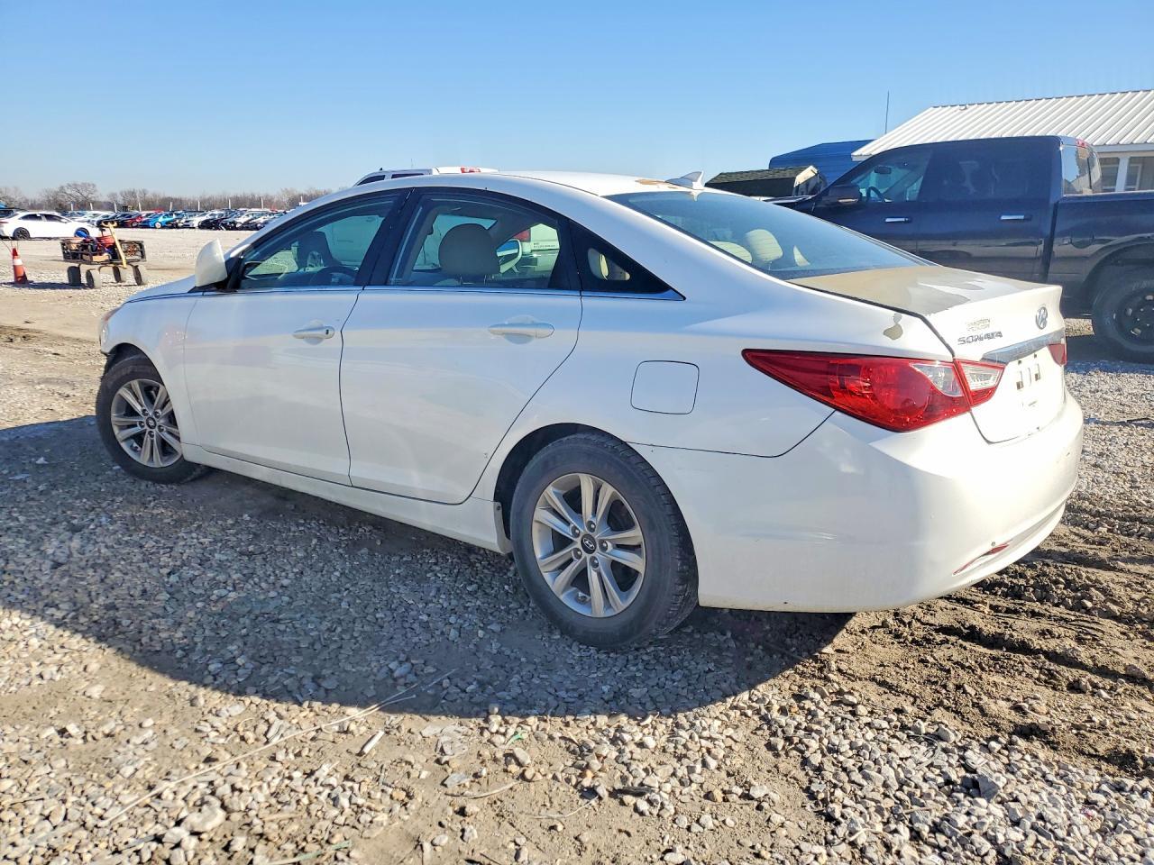 2013 Hyundai Sonata Gls - Image 2