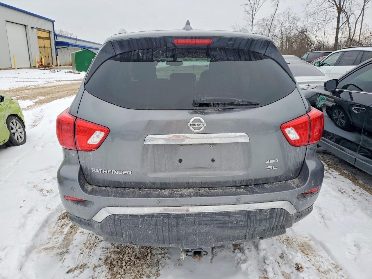 2019 Nissan Pathfinder S - Фото 6