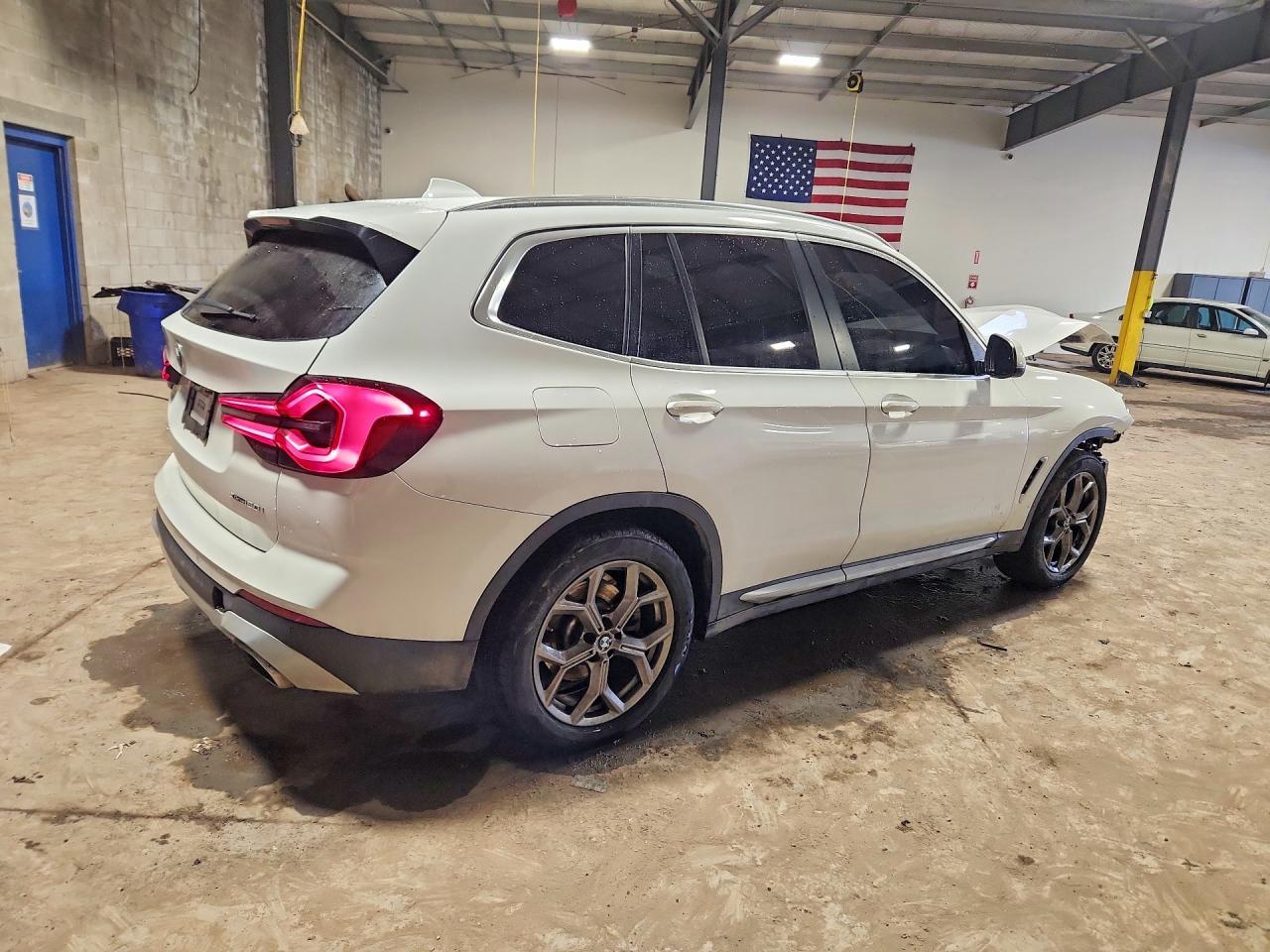 2022 BMW X3 xDrive30I - Фото 3