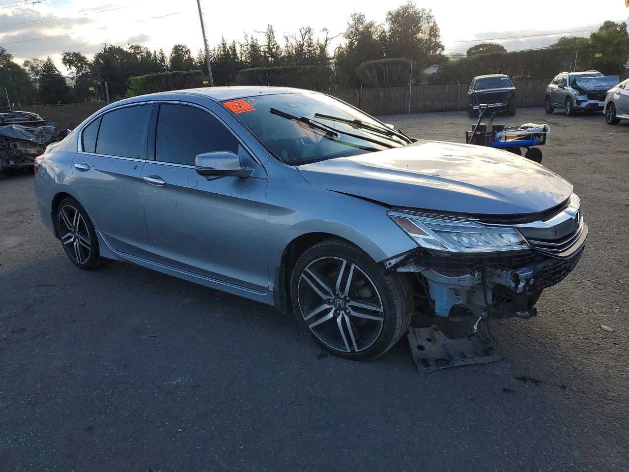 2016 Honda Accord Touring - Фото 4