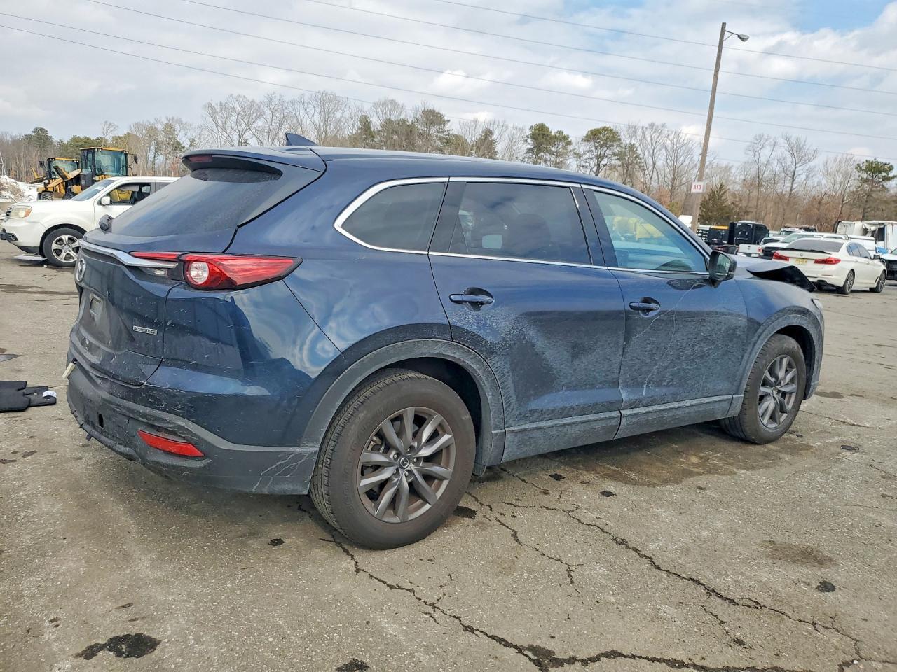 2023 Mazda Cx-9 Touring - Image 3