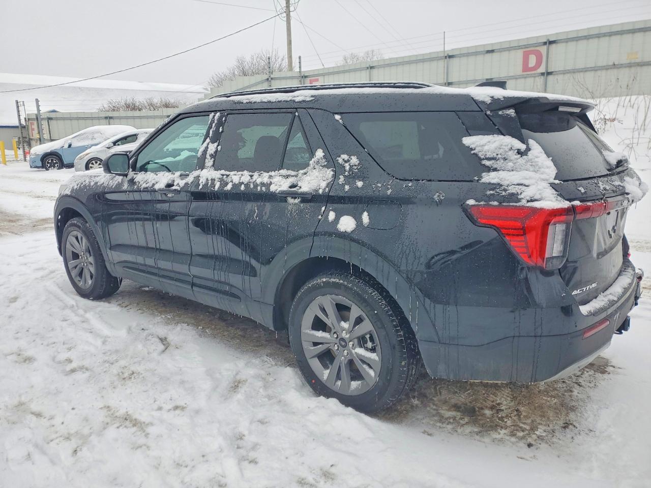 2026 Ford Explorer Active - Фото 2